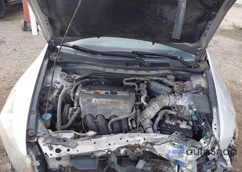 2008 Honda Accord 2.4 Ex-L from USA, damaged, VIN JHMCP26898C009855